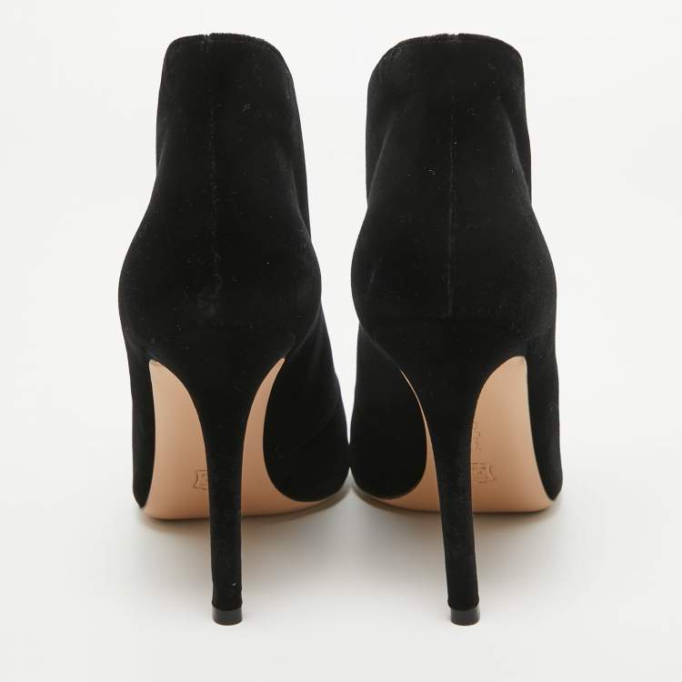 Pre Owned Gianvito Rossi Black Velvet Vamp Peep Toe Booties Size 37