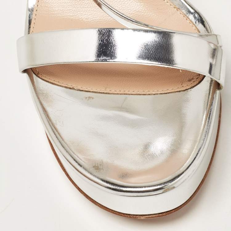 Pre Owned Gianvito Rossi Silver Leather Ankle Strap Sandals Size 40.5