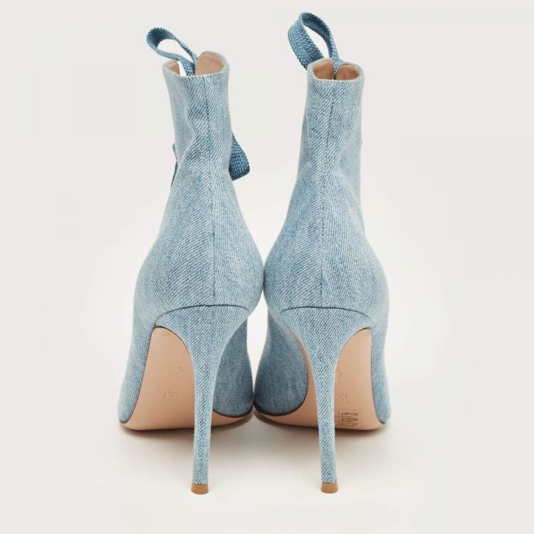 مملوكة مسبقًا Gianvito Rossi Blue Denim Open Toe Lace Up Boots Size 40