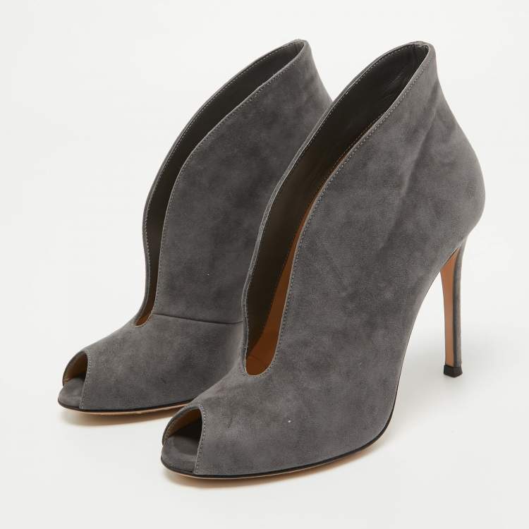 Pre Owned Gianvito Rossi Grey Suede V Neck Peep Toe Booties Size 36