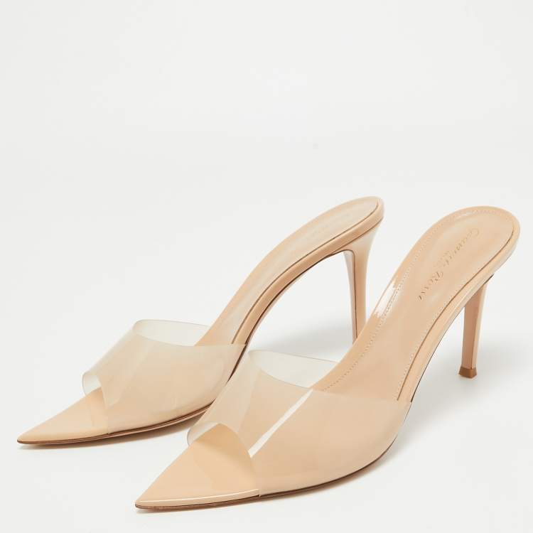 Pre Owned Gianvito Rossi Beige PVC and Patent Leather Open Toe Slide Sandals Size 41
