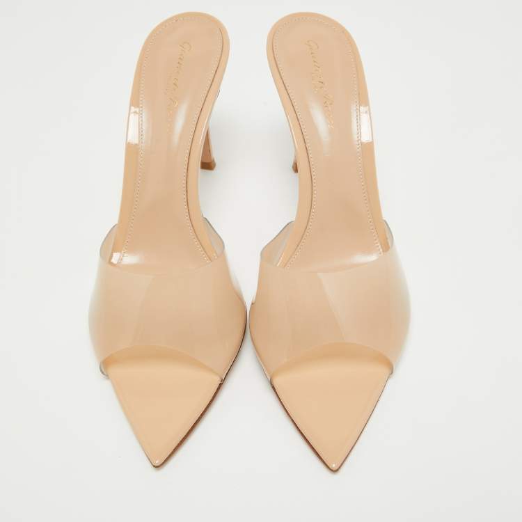 Pre Owned Gianvito Rossi Beige PVC and Patent Leather Open Toe Slide Sandals Size 41