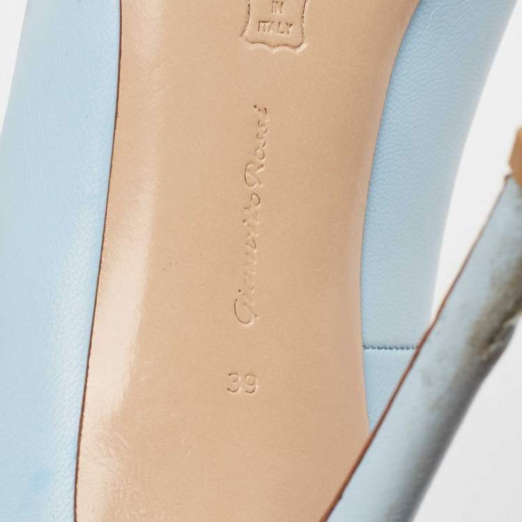 Pre Owned Gianvito Rossi Light Blue Leather Pointed Toe Pumps Size 39