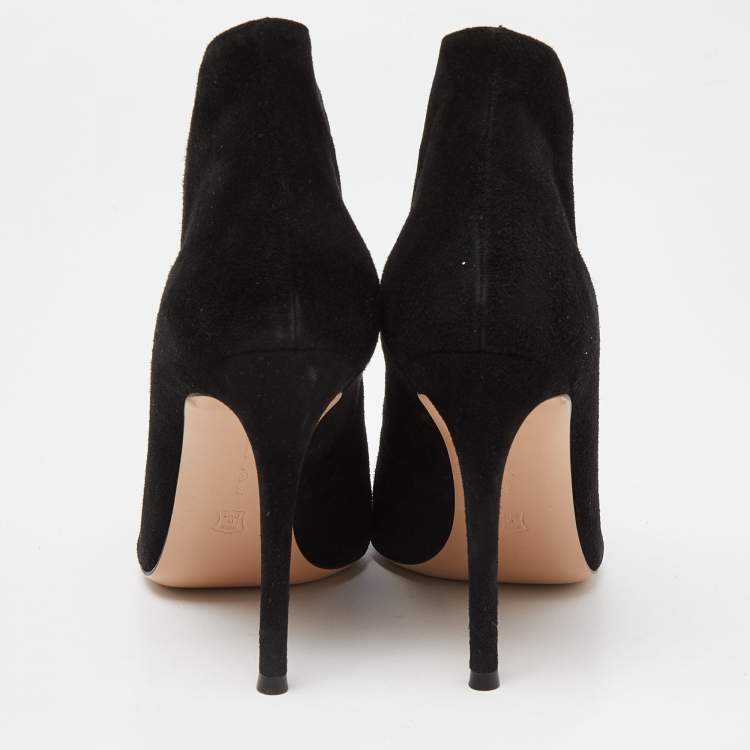 Pre Owned Gianvito Rossi Black Suede Vamp Peep Toe Booties Size 39