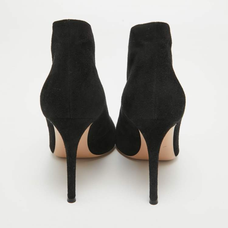 Pre Owned Gianvito Rossi Black Suede Vamp Peep Toe Booties Size 38