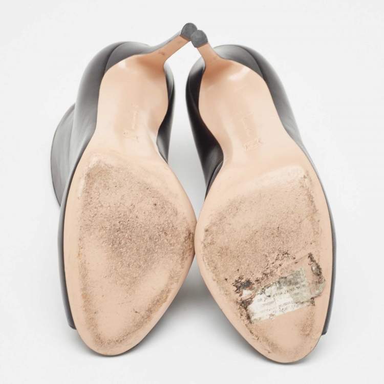 Pre Owned Gianvito Rossi Black Leather Vamp Peep Toe Booties Size 38