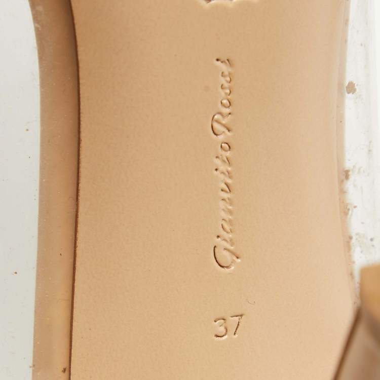 مملوكة مسبقًا Gianvito Rossi Tricolor Leather and PVC Plexi Pumps Size 37