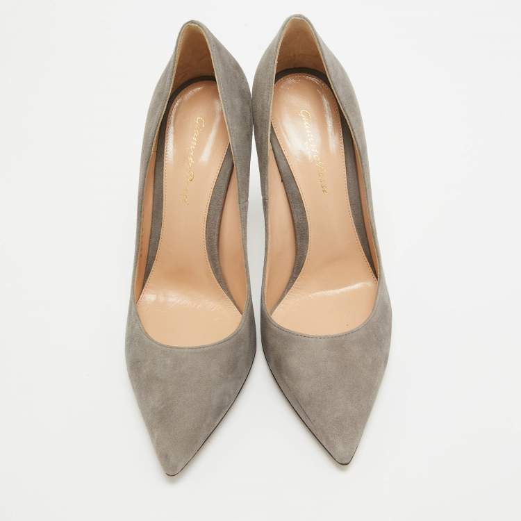 Pre Owned Gianvito Rossi Grey Suede Gianvito Pumps Size 39