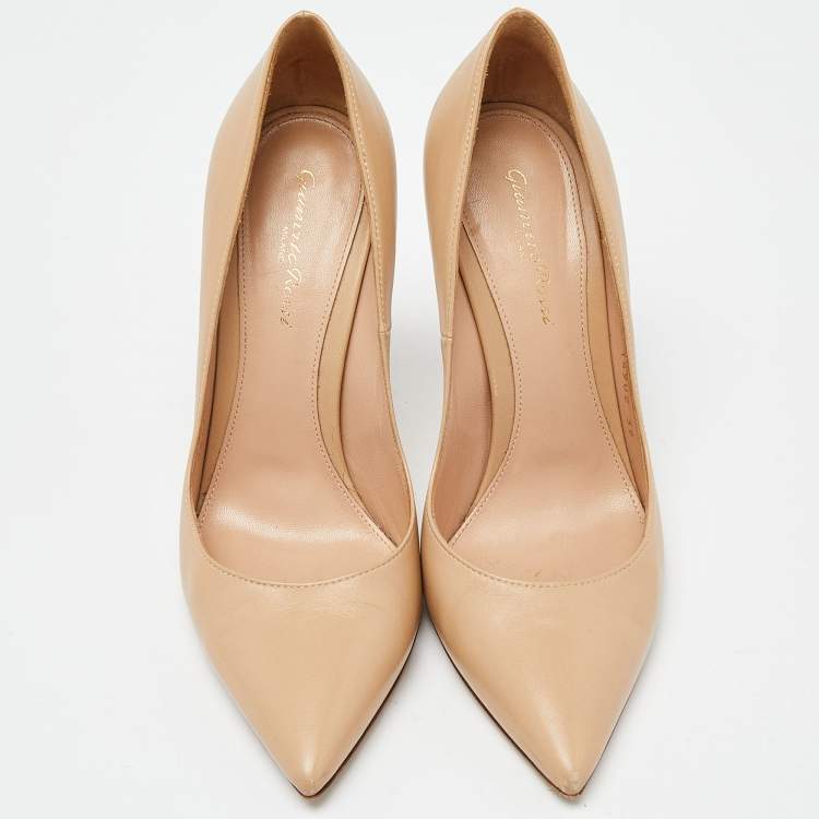 Pre Owned Gianvito Rossi Beige Leather Gianvito 105 Pumps Size 39.5