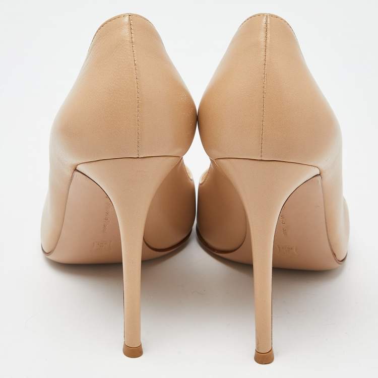 Pre Owned Gianvito Rossi Beige Leather Gianvito 105 Pumps Size 39.5