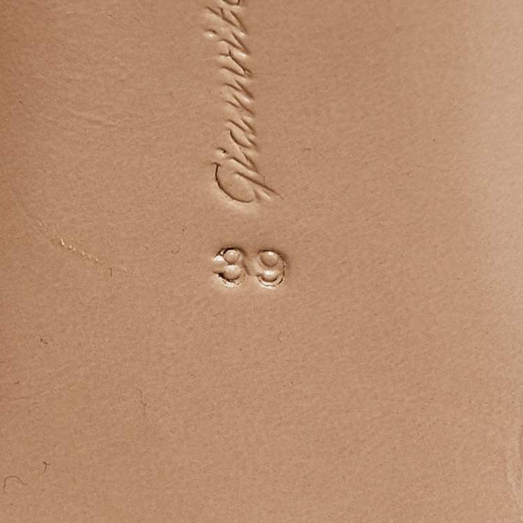 Pre Owned Gianvito Rossi Beige Leather Gianvito 105 Pumps Size 39.5