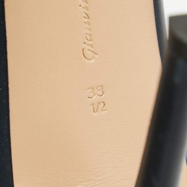 Pre Owned Gianvito Rossi Navy Blue Leather Vamp Booties Size 38.5