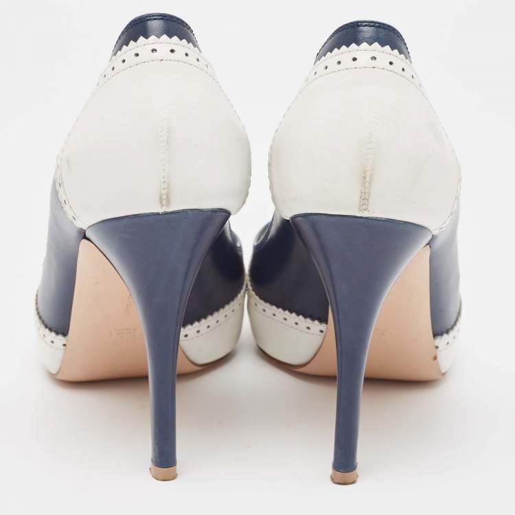 Pre Owned Gianvito Rossi White/Blue Leather Peep Toe Pumps Size 38
