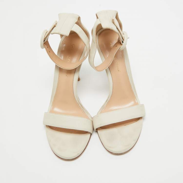 Pre Owned Gianvito Rossi Cream Leather Ankle Strap Sandals Size 36