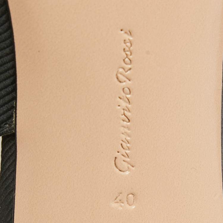 Pre Owned Gianvito Rossi Black Canvas Slingback Pumps Size 40 