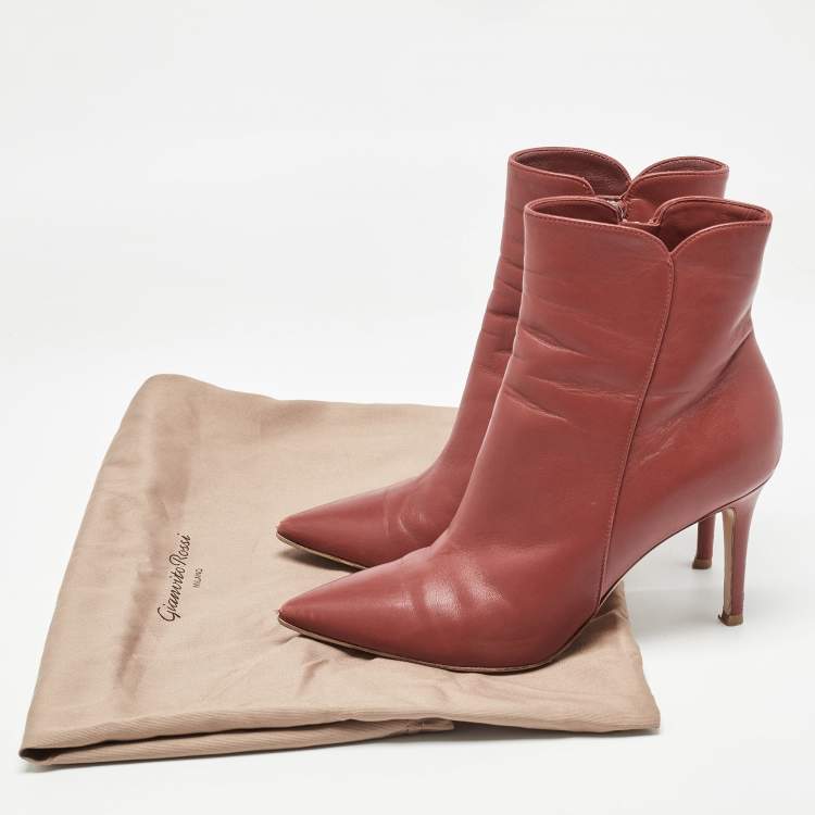 Pre Owned Gianvito Rossi Red Leather Levy Ankle Booties Size 36