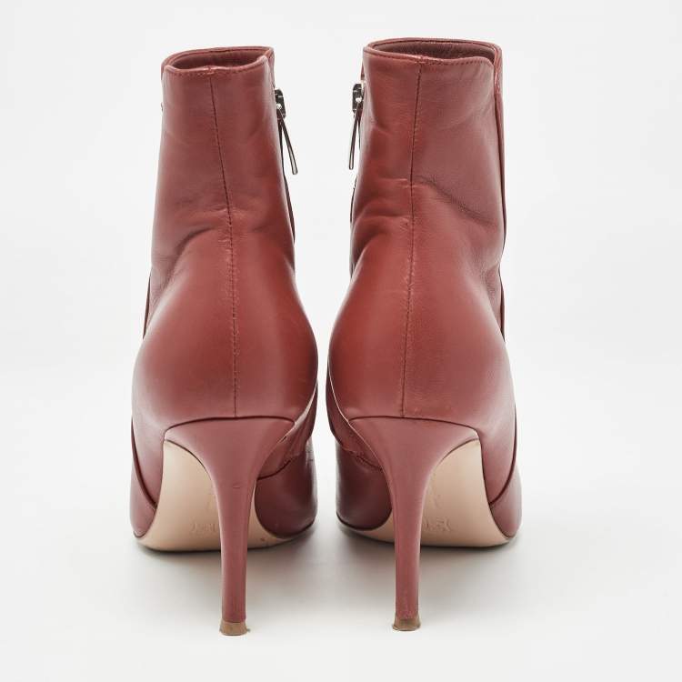 Pre Owned Gianvito Rossi Red Leather Levy Ankle Booties Size 36