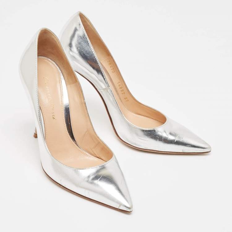 Pre Owned Gianvito Rossi Silver Leather Gianvito Pumps Size 37