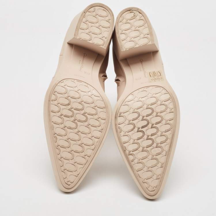 Pre Owned Gianvito Rossi Beige Leather Dylan Ankle Boots Size 41.5