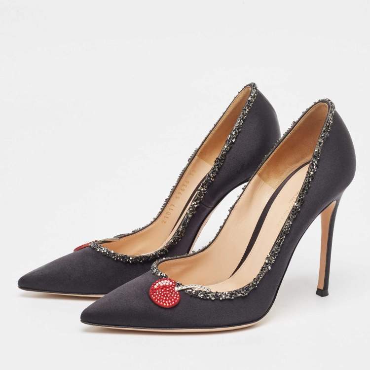 Pre Owned Gianvito Rossi Black Satin Crystal Embellished Pointed Toe Pumps Size 39