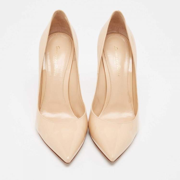 Pre Owned Gianvito Rossi Beige Patent Leather Gianvito Pumps Size 40