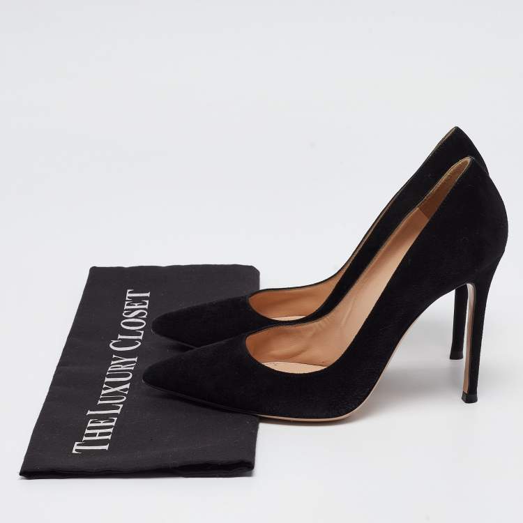 Pre Owned Gianvito Rossi Black Suede Point Pumps Size 38