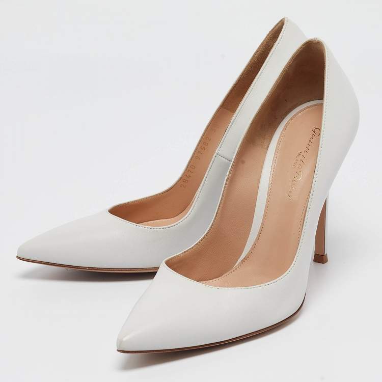 Pre Owned Gianvito Rossi White Leather Pointed Toe Pumps Size 38