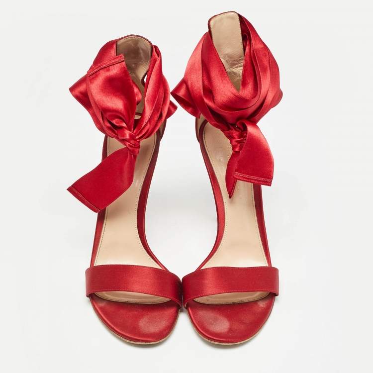 Pre Owned Gianvito Rossi Red Satin Lace Up Gala Open Toe Sandals Size 39.5
