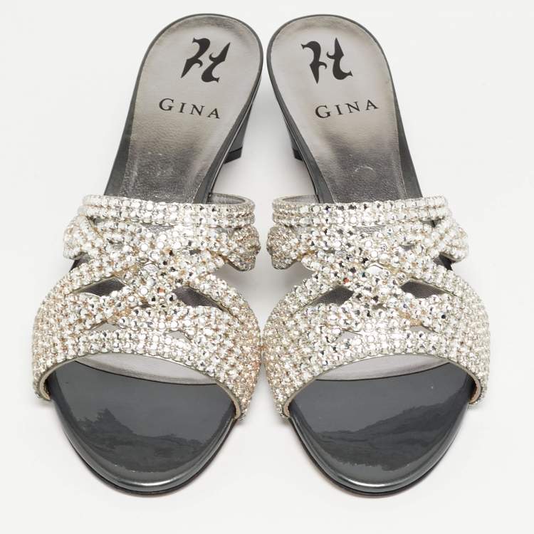 Pre Owned Gina Loren Size 40 Silver Croc Embossed Patent Leather Slide Sandals