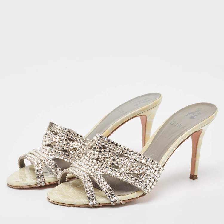 مملوكة مسبقًا Gina Cream Leather and Croc Embossed Patent Crystal Embellished Slides Size 38