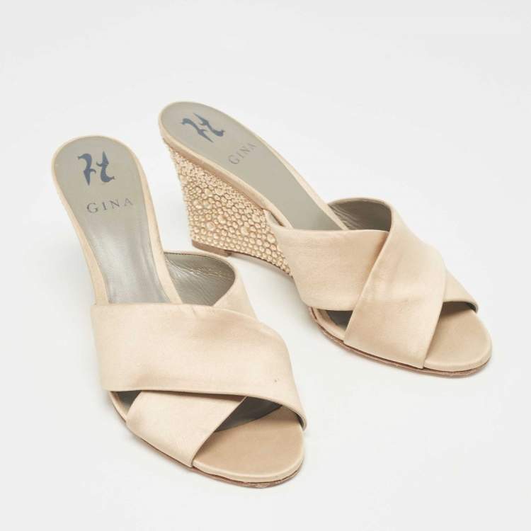 Pre Owned Gina Beige Satin Crystal Embellished Wedge Sandals Size 41