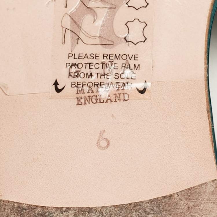 Pre Owned Gina Blue Crystal Embellished Leather Thong Flat Slides Size 39