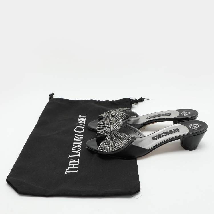 Pre Owned Gina Black Crystal Embellished Leather Bow Slide Sandals Size 38.5