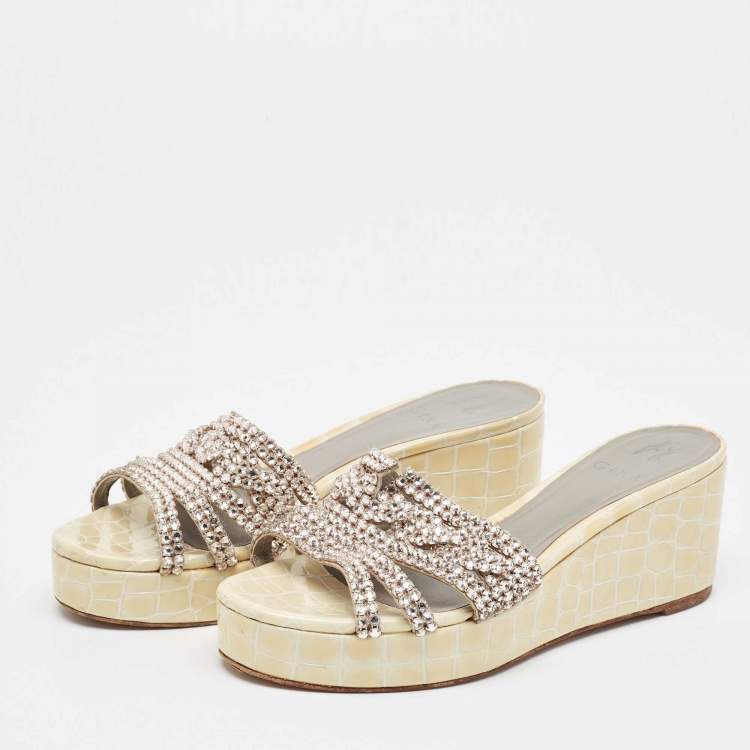 Pre Owned Gina Cream Croc Embossed Patent and Leather Wedge Sandals Size 39.5