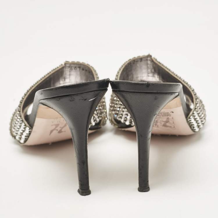مملوكة مسبقًا Gina Silver Crystal Embellished Leather Open Toe Sandals Size 40