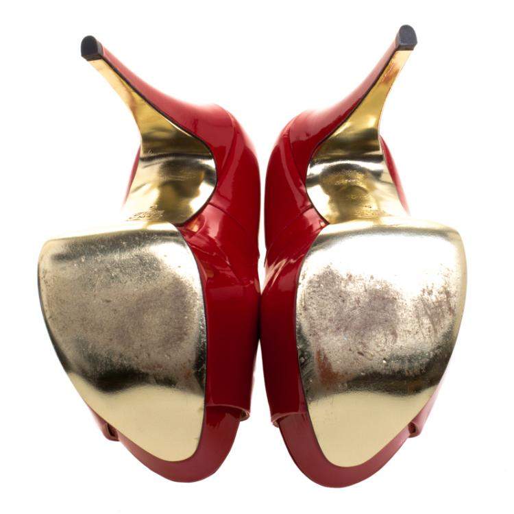 مملوكة مسبقًا Gina Red Patent Open Toe Platform Pumps Size 38