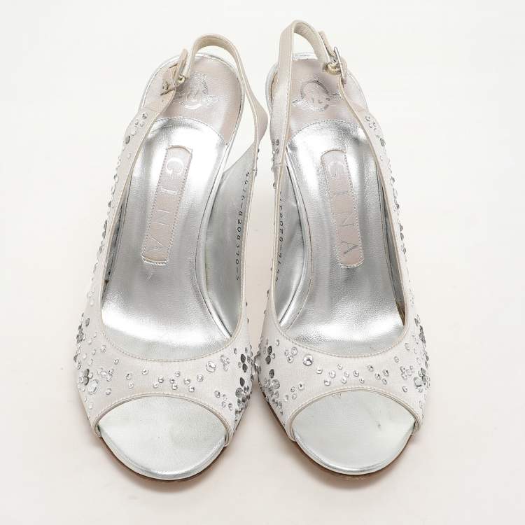 Pre Owned Gina Silver Satin Crystal Embellished Peep Toe Slingback Pumps Size 38