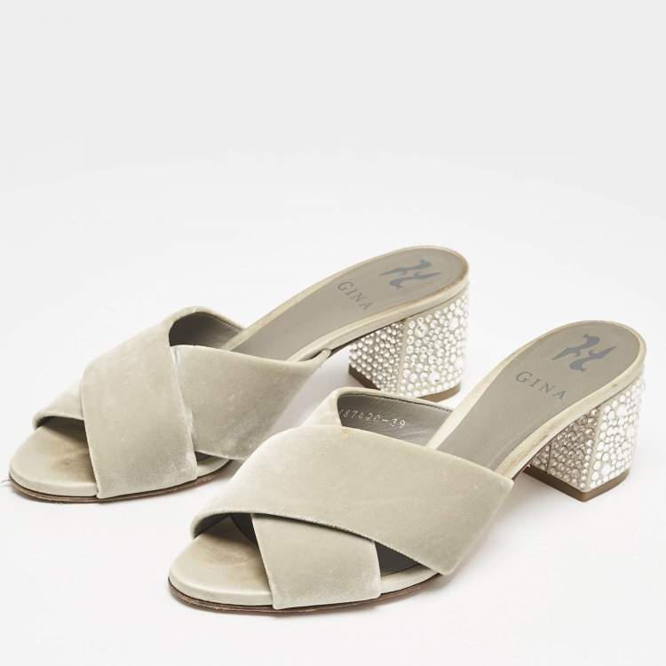 Pre Owned Gina Grey Velvet Cross Strap Slide Sandals Size 39