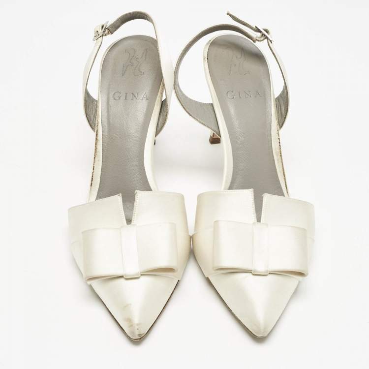Pre Owned Gina Off White Satin Pointed Toe Slingback Pumps Size 38.5