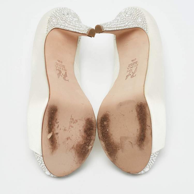 Pre Owned Gina White Satin Jenna Crystal Embellished Heel Open Toe Platform Pumps Size 39.5