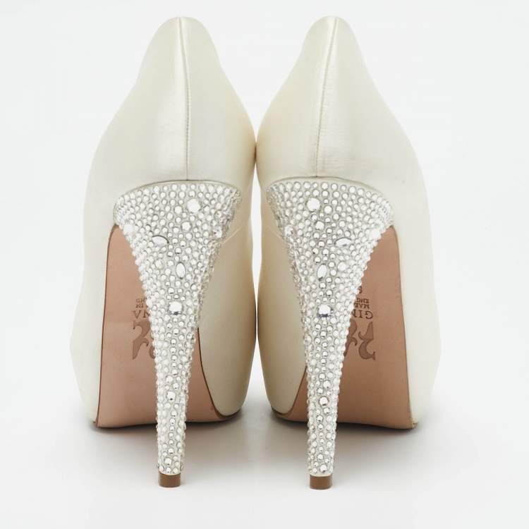 Pre Owned Gina White Satin Jenna Crystal Embellished Heel Open Toe Platform Pumps Size 39.5
