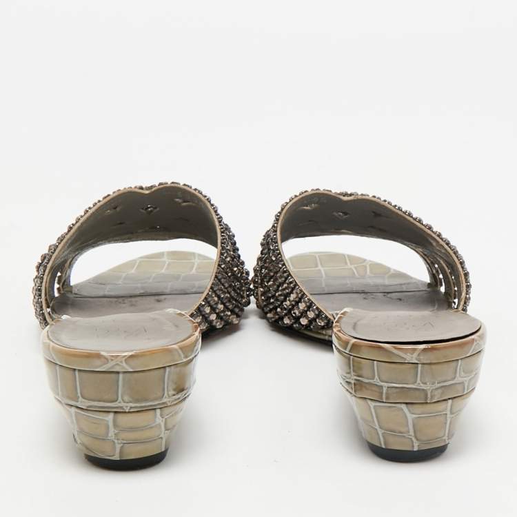 Pre Owned Gina Grey Leather Crystal Embellished Daphne Slide Sandals Size 38.5