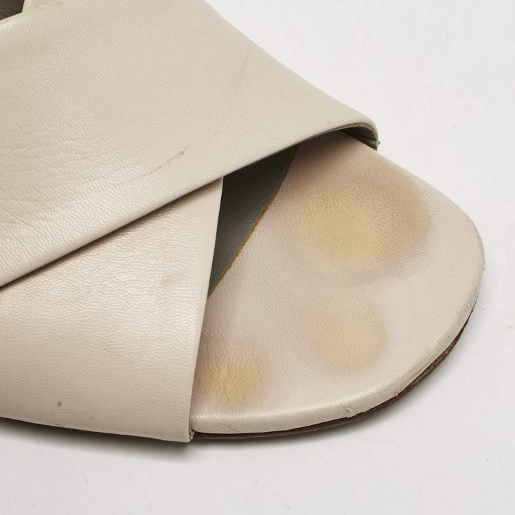 Pre Owned Gina Light Peach Leather Bourdin Flat Sandals Size 42