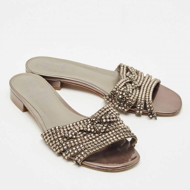 Pre Owned Gina Metallic Leather Crystal Embellished Loren Flat Slide Size 39.5