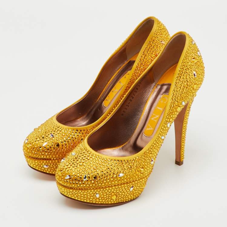 Pre Owned Gina Yellow Satin Dolly Crystal Embellished Platform Pumps Size 37.5