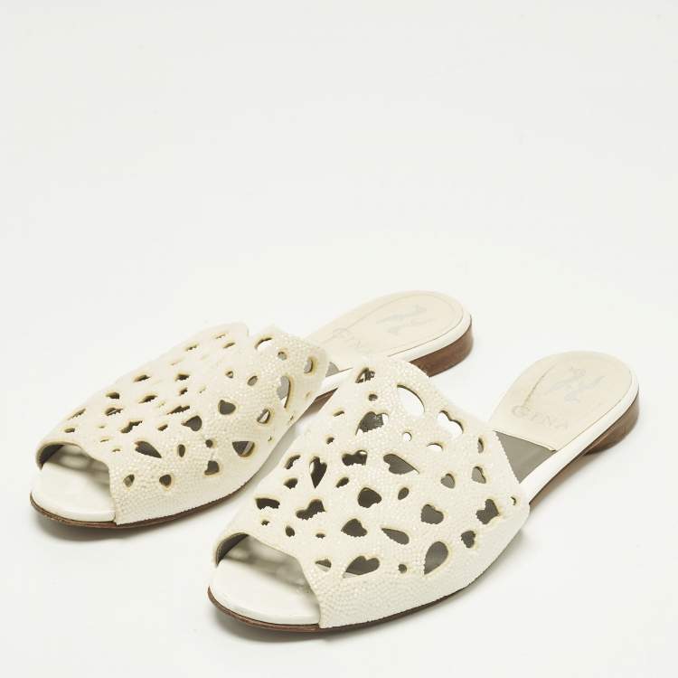 Pre Owned Gina Cream Laser-Cut Leather Embellishment  Flat Sandals Size 37.5