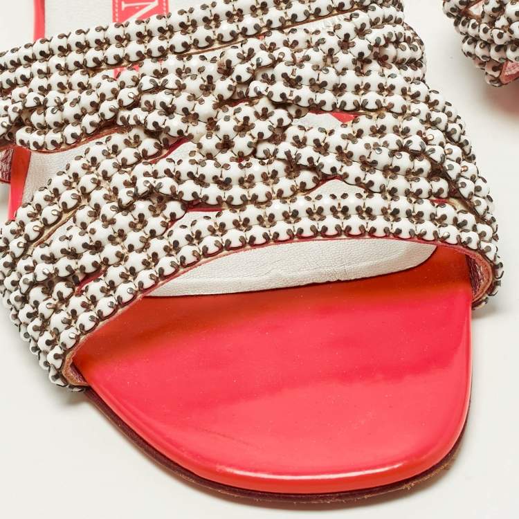 مملوكة مسبقًا Gina Size 37.5 White/Pink Leather Crystal Embellished  Flat Sandals