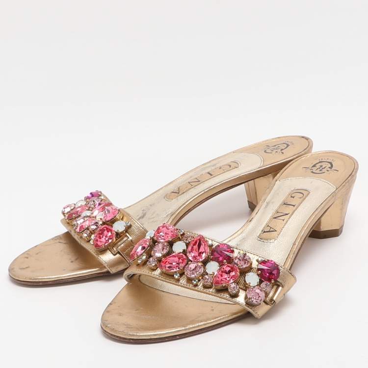 مملوكة مسبقًا Gina Size 37.5 Gold Leather Crystal Embellished Slide Sandals