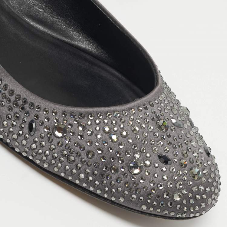 Pre Owned Gina Size 41 Grey Satin Crystal Embellished Ballet Flats