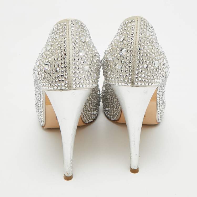 Pre Owned Gina Size 37.5 Grey Satin Crystal Embellished Platform Peep Toe Pumps